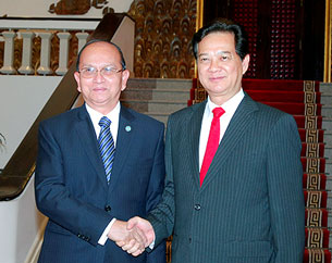 Tại Trụ sở Chính phủ, Thủ tướng Nguyễn Tấn Dũng tiếp đón Tổng thống Miến Điện Thein Sein đang thăm chính thức Việt Nam ngày 20/03/2012 Courtesy chinhphu.vn